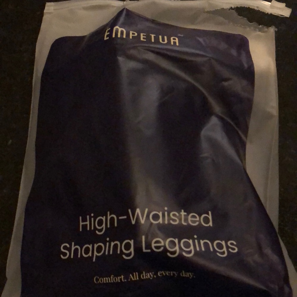 Brand new Shapermint high waisted shaping leggings